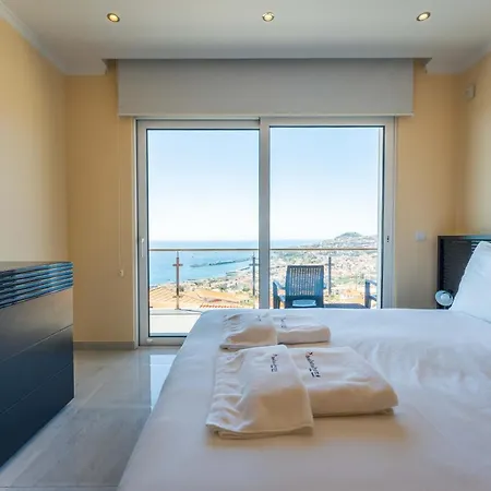 Flh House With Sea View * Funchal (Madeira)