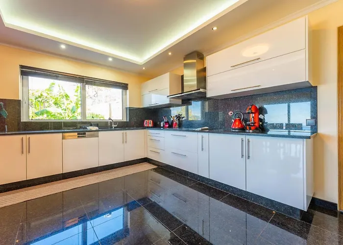 Flh House With Sea View בית נופש *