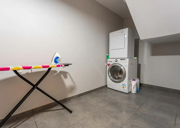 Flh House With Sea View בית נופש