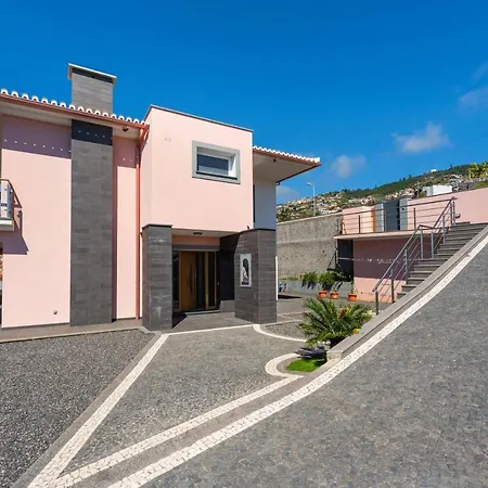 Flh House With Sea View * Funchal (Madeira)
